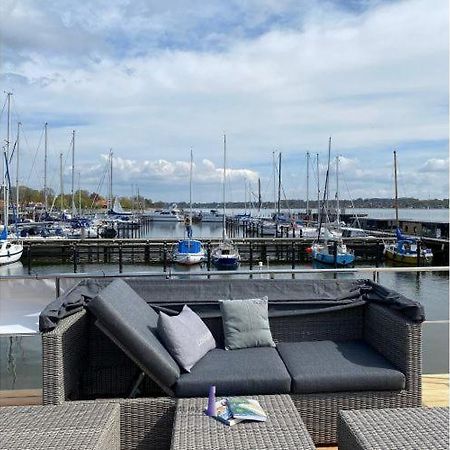 Hausboot Fjord Ankerplatz Mit Biosauna In Šlesvik Exteriér fotografie